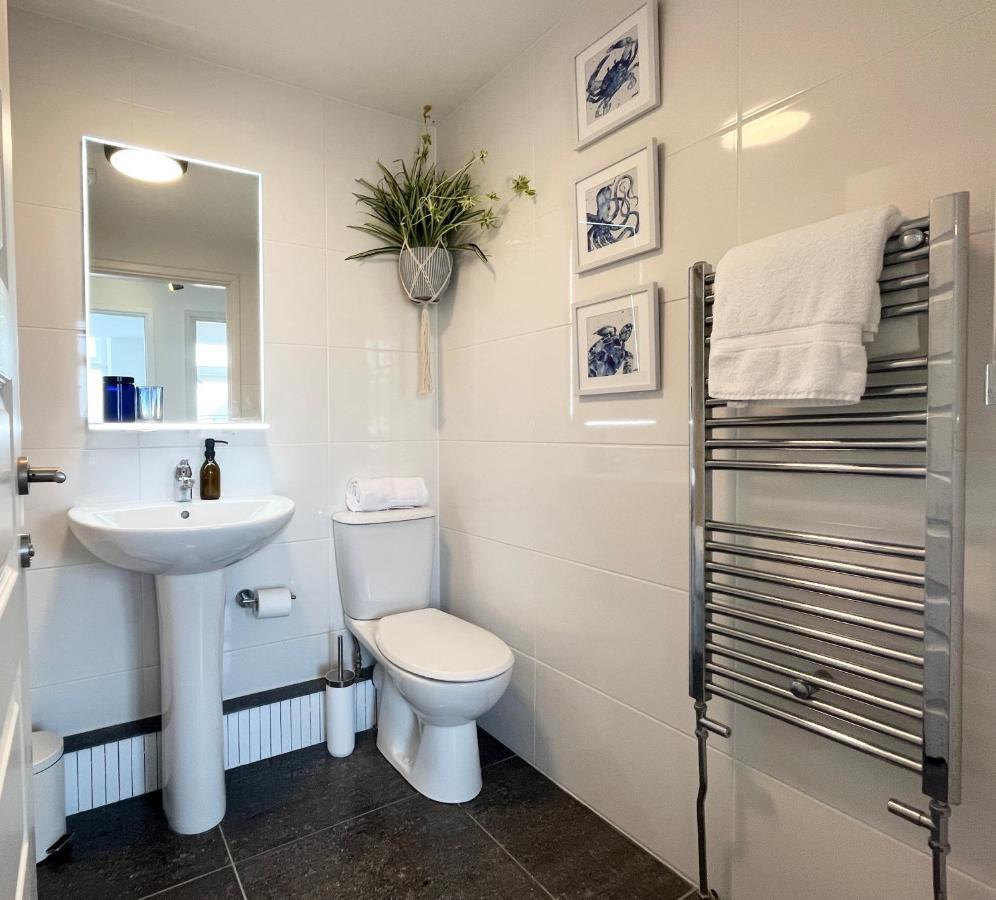 Apres Beach Apartment Sleeps 4 펜젠스 외부 사진