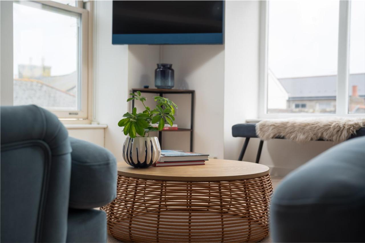 Apres Beach Apartment Sleeps 4 펜젠스 외부 사진
